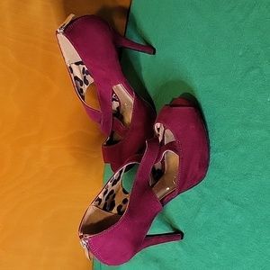 Womens Burgundy Faux Suede Open-Toe Heels